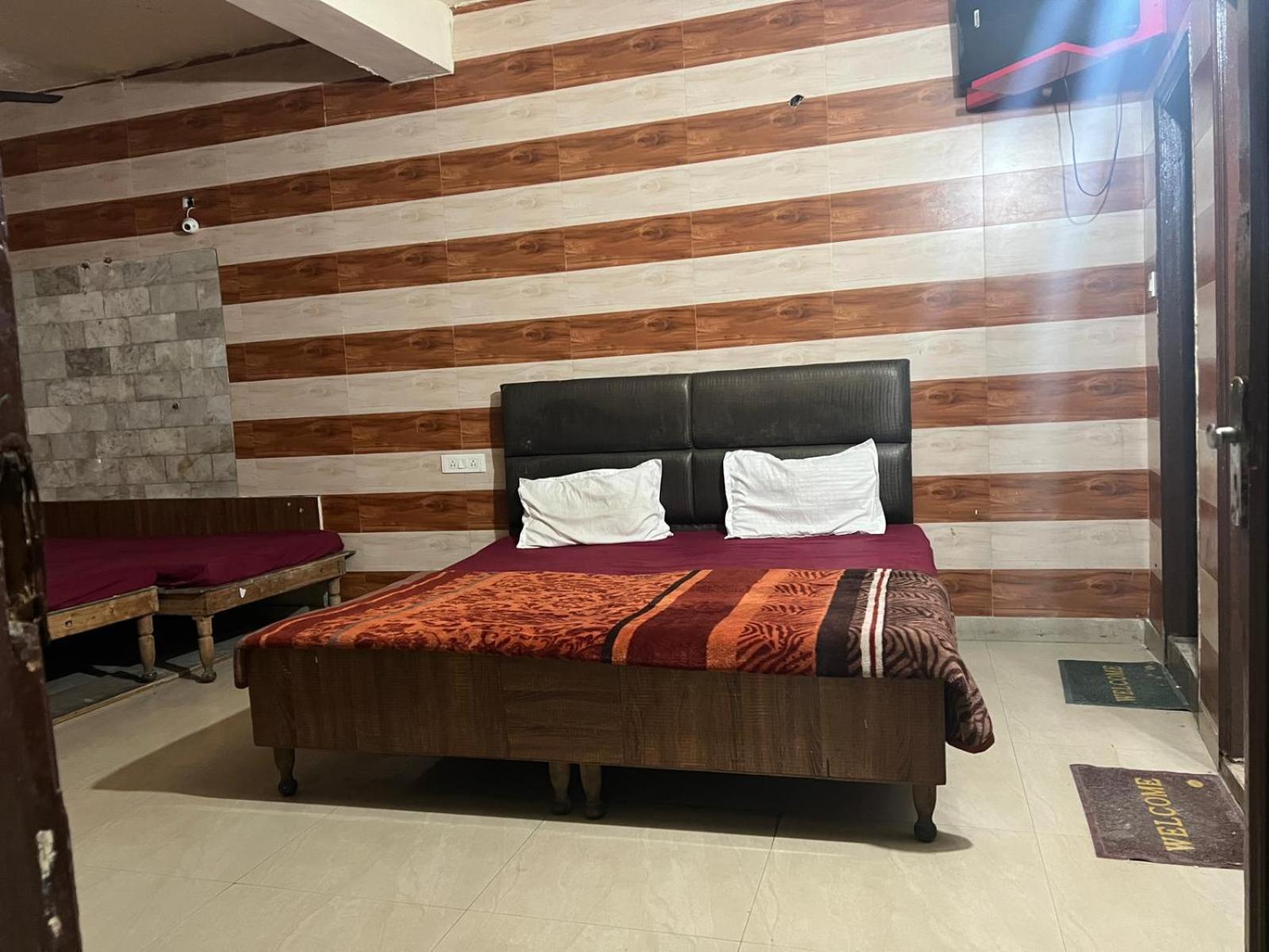 Hotel Skylark Amritsar Exterior foto